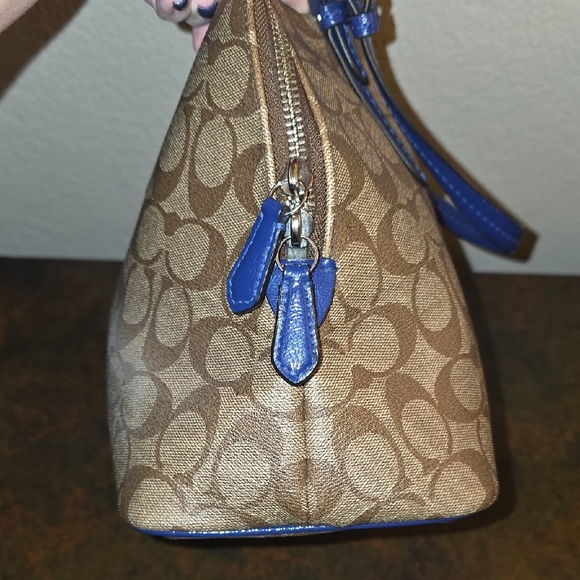 Coach Peyton Signature Cora Domed Satchel - Picture 9 of 16